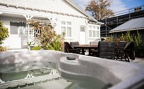 The Bealey Villa-Spa Retreat